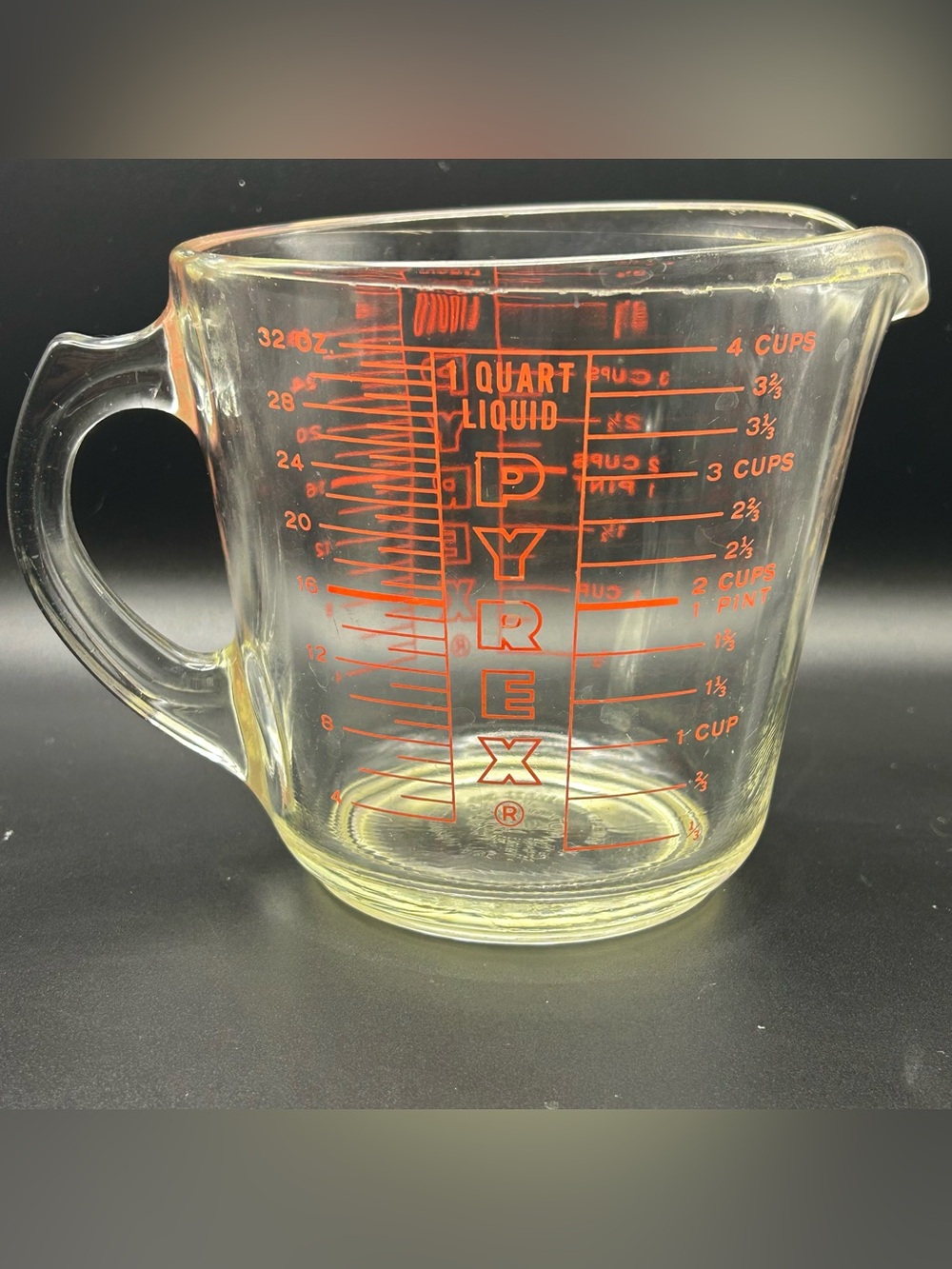 Vintage Pyrex 532 1 Quart 4 Cup Glass Measuring Cup Red Lettering D Handle USA